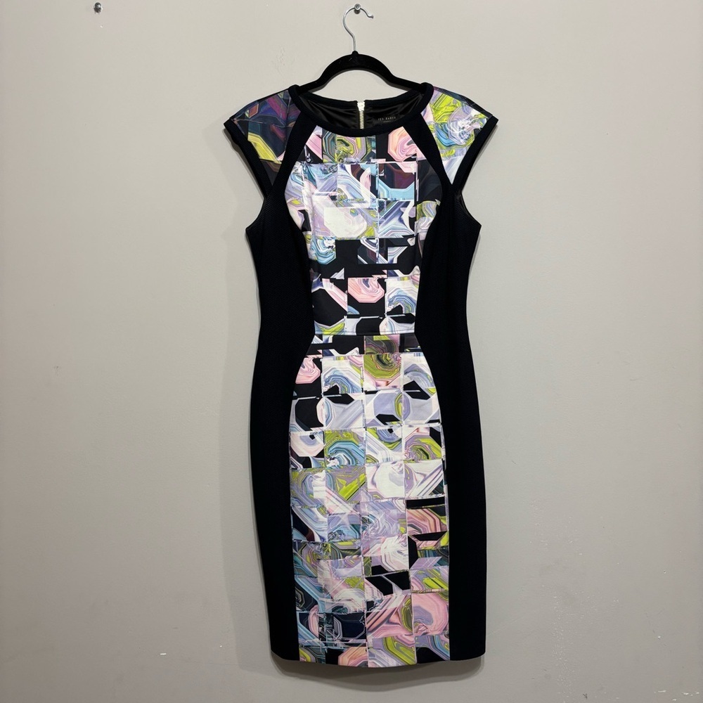 TED BAKER Dress.
Size 4 - Picture 2 of 5